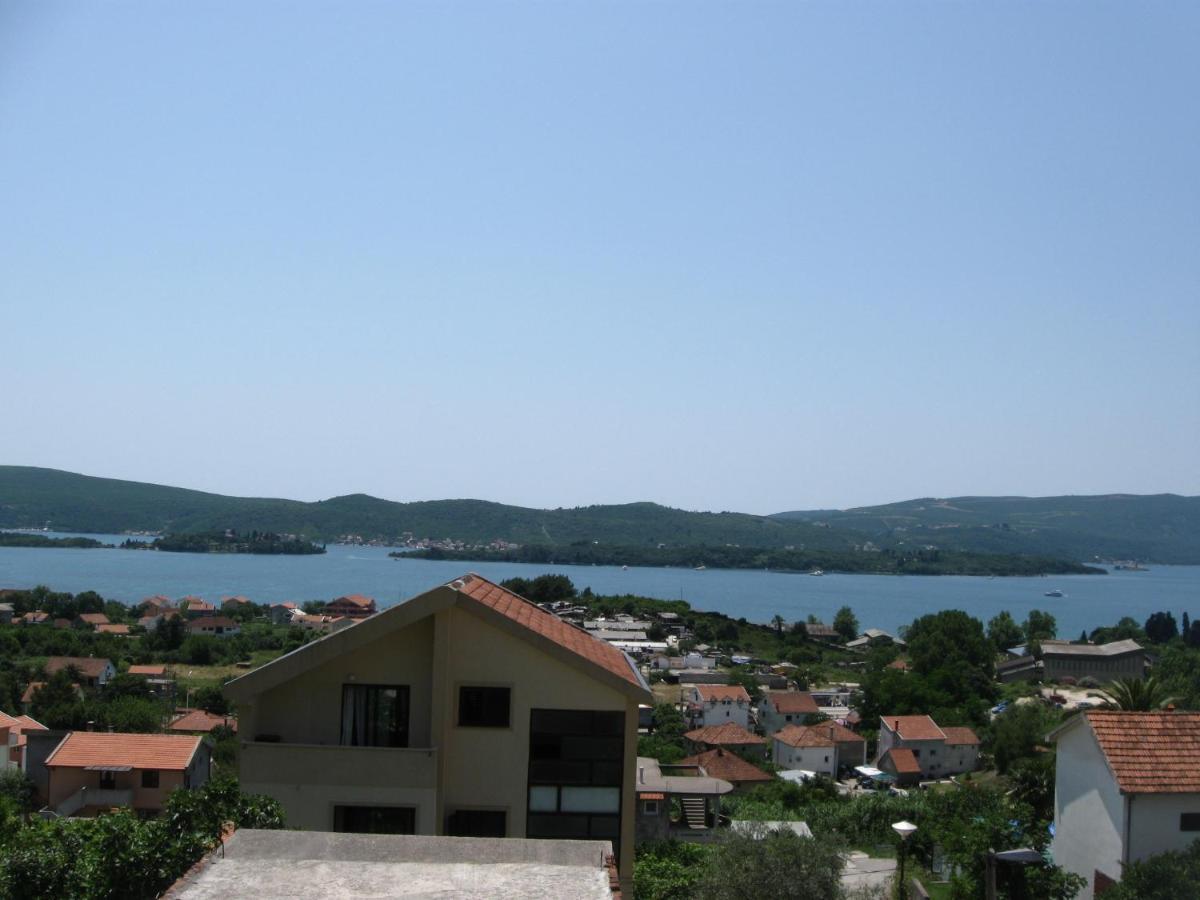 Wisteria Hotel Tivat Exterior foto