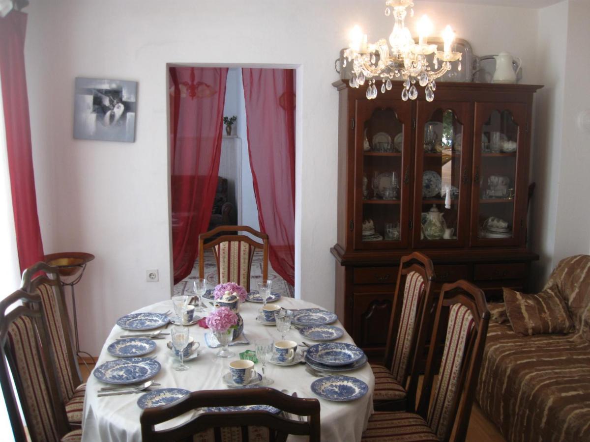 Wisteria Hotel Tivat Exterior foto