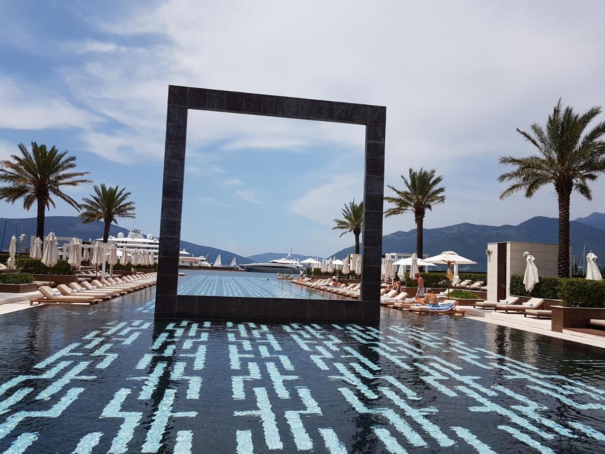 Wisteria Hotel Tivat Exterior foto